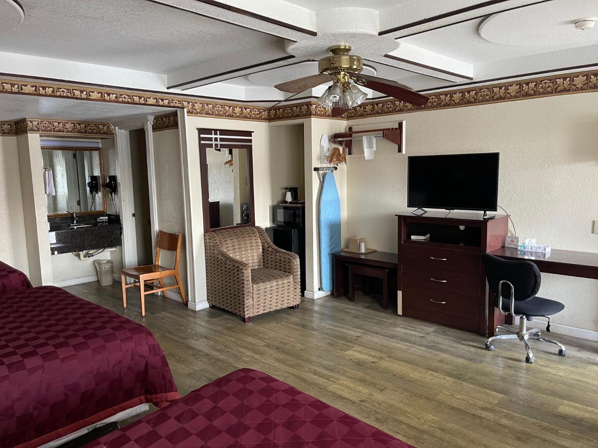 Budget Inn And Suites Corpus Christi Exterior photo